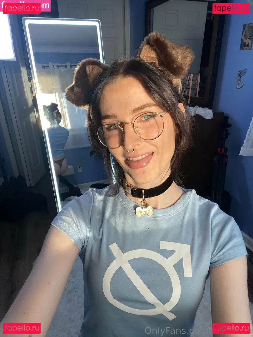 AnnieDro Onlyfans Photo Gallery 