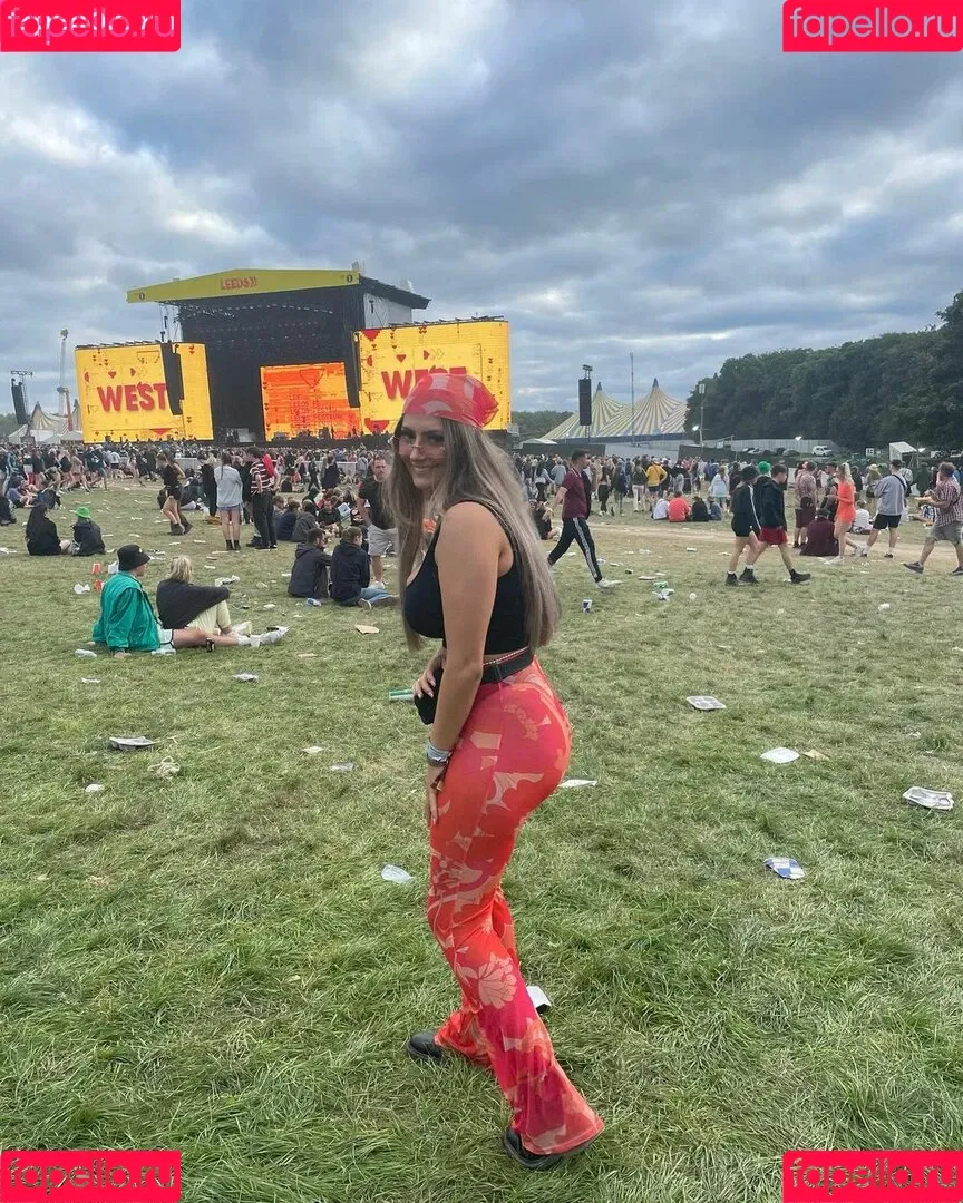 Millie C Onlyfans Photo Gallery 
