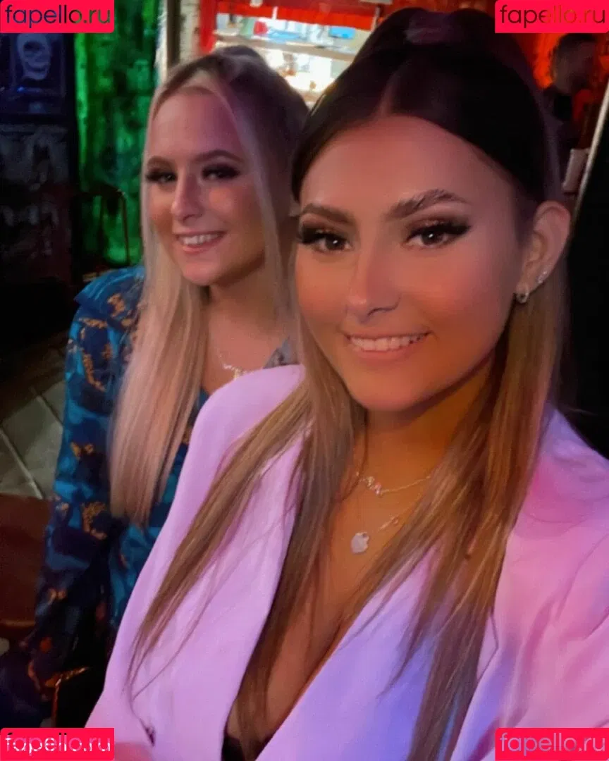 Millie C Onlyfans Photo Gallery 