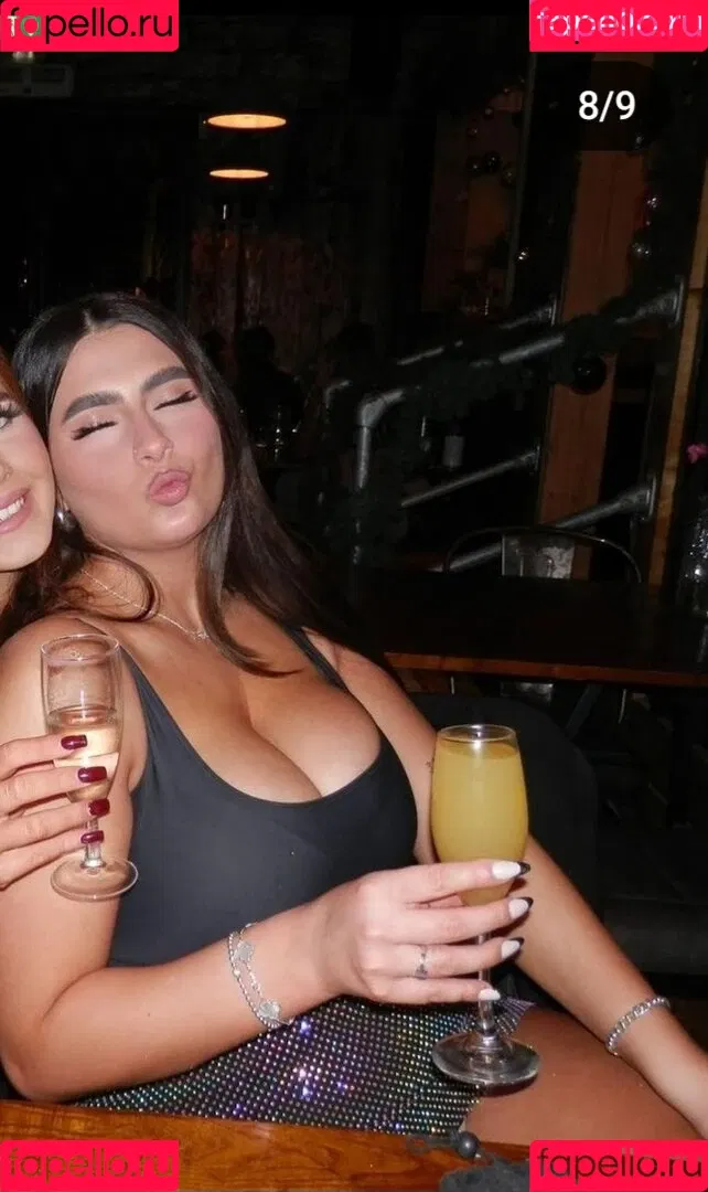 Millie C Onlyfans Photo Gallery 