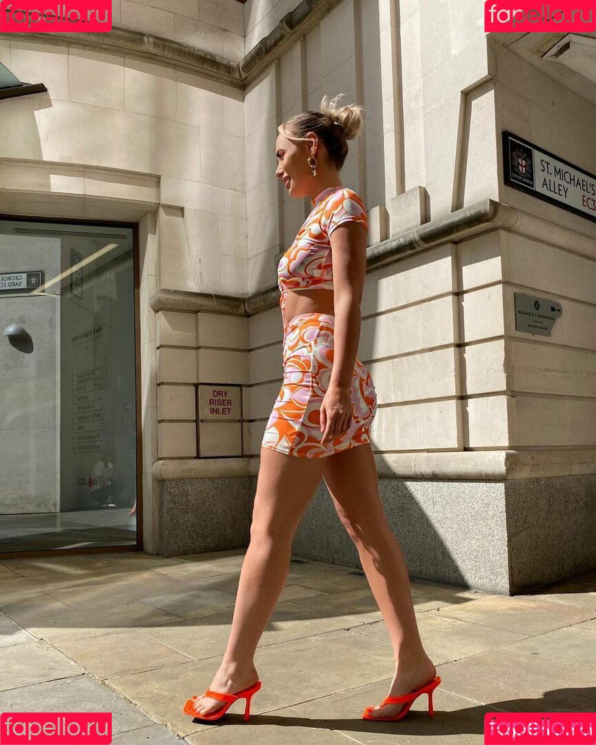 Millie C Onlyfans Photo Gallery 