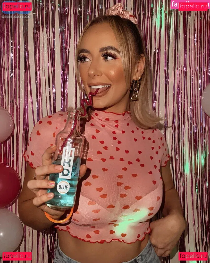 Millie C Onlyfans Photo Gallery 