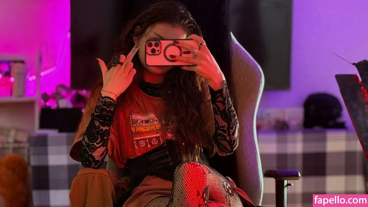 netanetoy Onlyfans Photo Gallery 