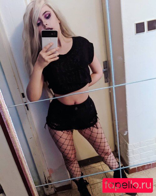 Hailly Senpai Nude Onlyfans Photo 21