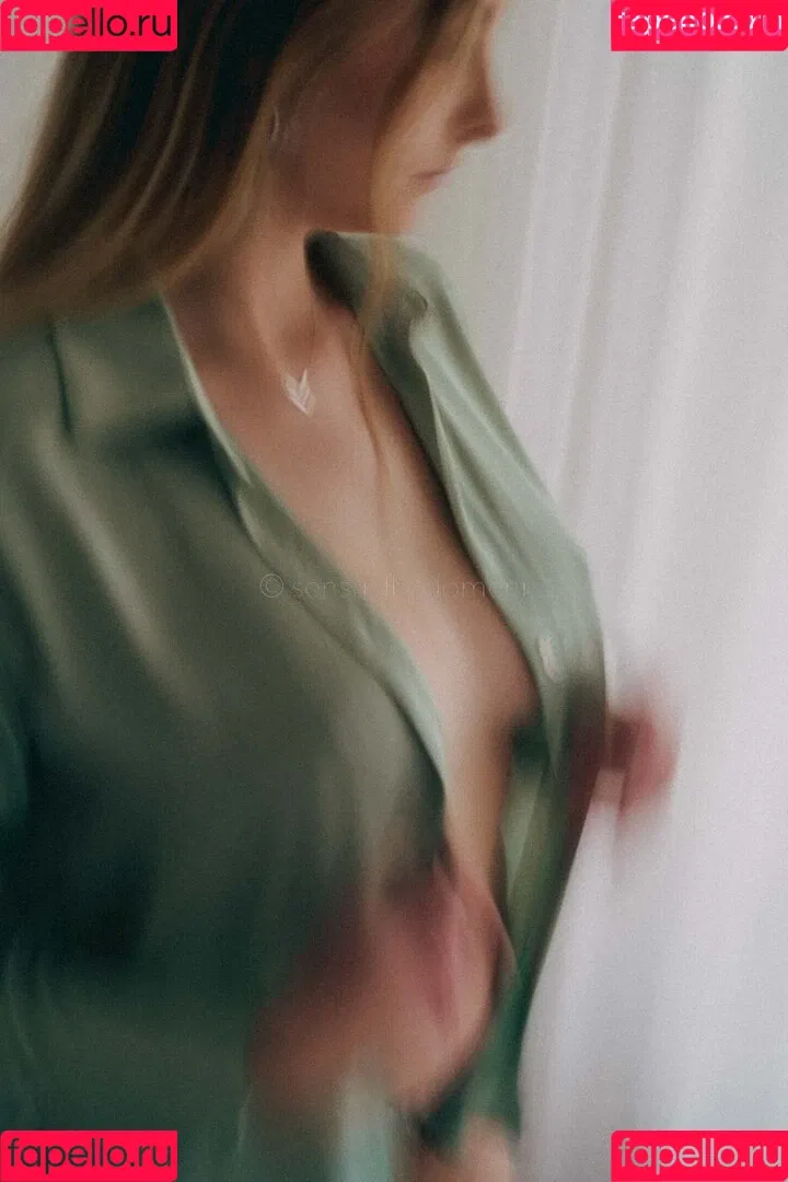naadine.gr Onlyfans Photo Gallery 