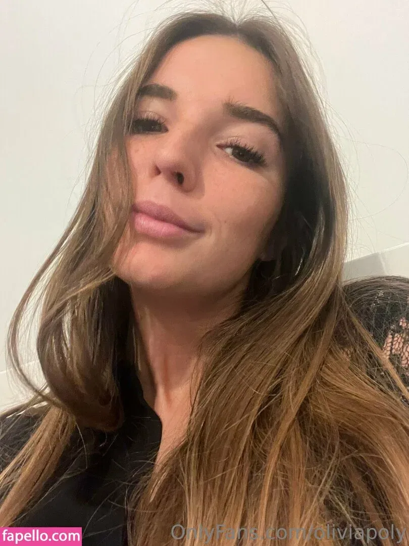 oliviapoly Onlyfans Photo Gallery 
