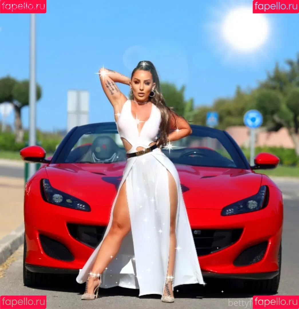 bettyfoxxxofficial Onlyfans Photo Gallery 