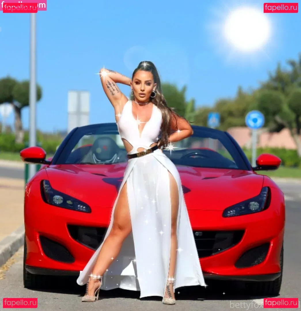 bettyfoxxxofficial Onlyfans Photo Gallery 