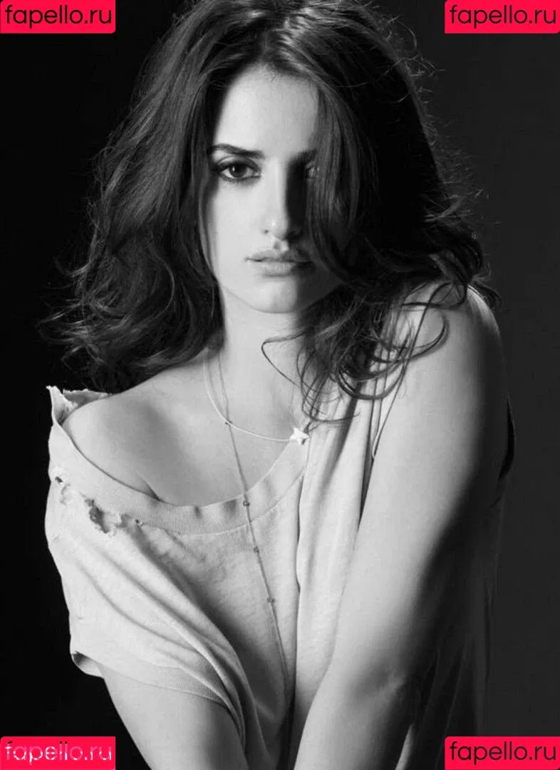 Penélope Cruz Onlyfans Photo Gallery 