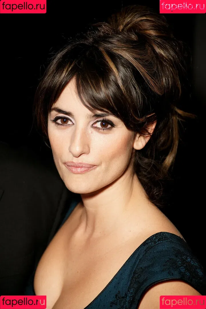 Penélope Cruz Onlyfans Photo Gallery 