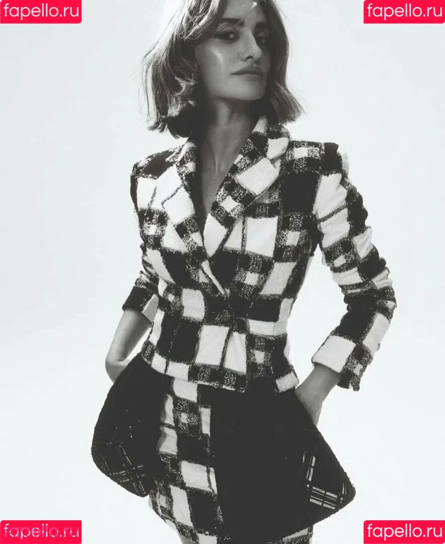 Penélope Cruz Onlyfans Photo Gallery 