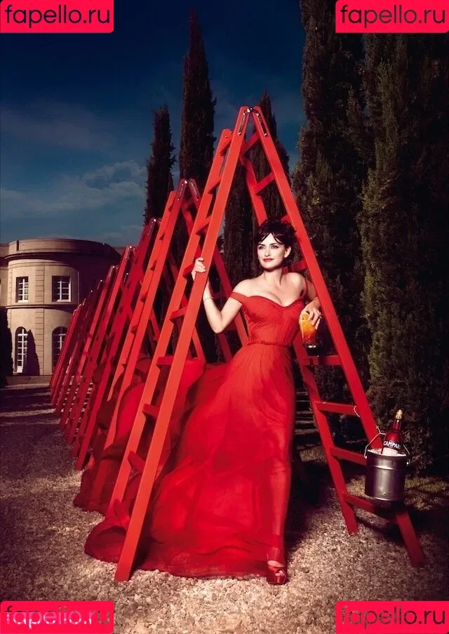 Penélope Cruz Onlyfans Photo Gallery 