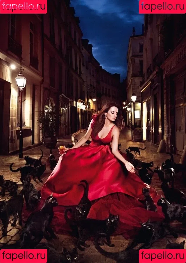 Penélope Cruz Onlyfans Photo Gallery 