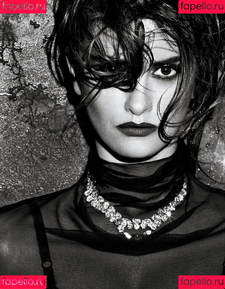 Penélope Cruz Onlyfans Photo Gallery 