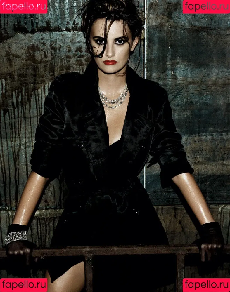 Penélope Cruz Onlyfans Photo Gallery 