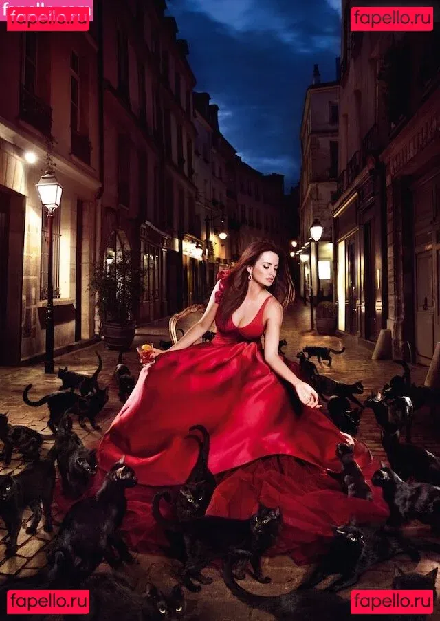 Penélope Cruz Onlyfans Photo Gallery 