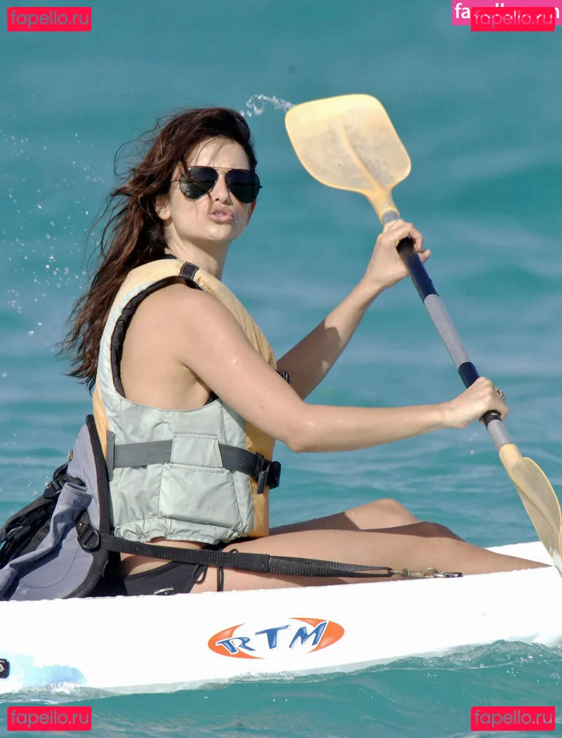 Penélope Cruz Onlyfans Photo Gallery 