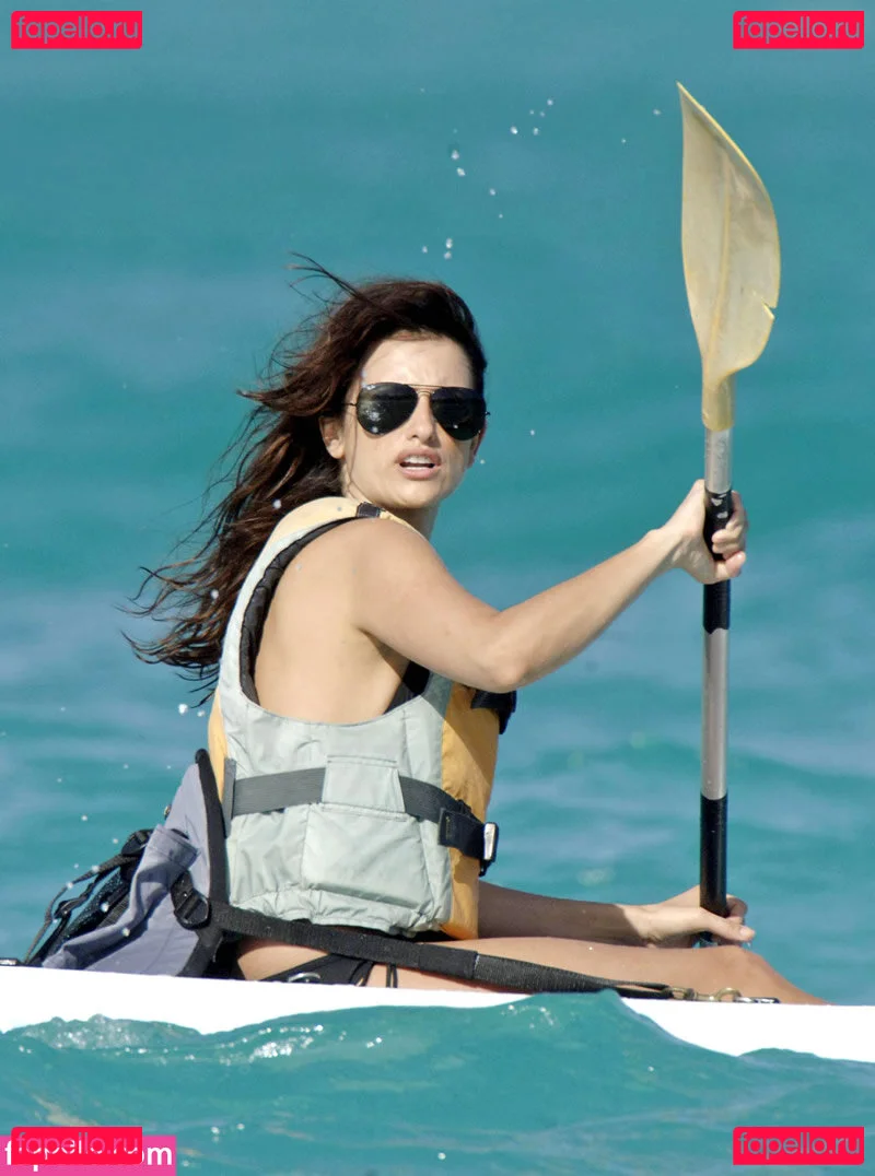 Penélope Cruz Onlyfans Photo Gallery 