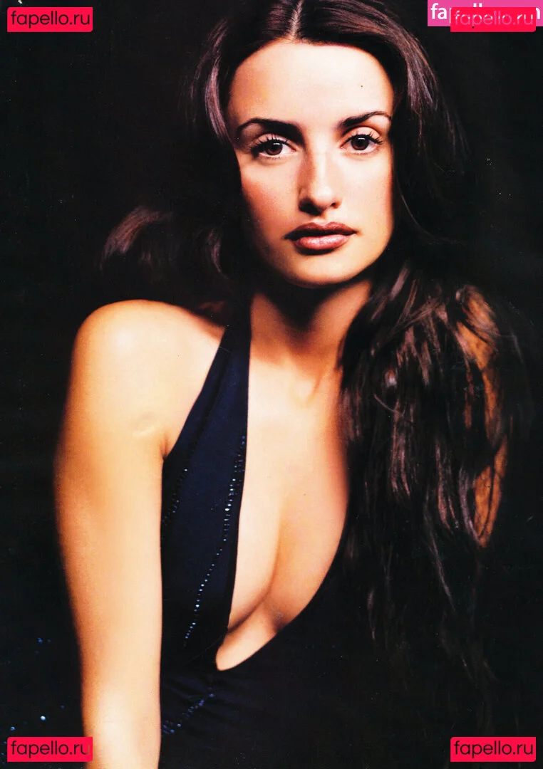 Penélope Cruz Onlyfans Photo Gallery 
