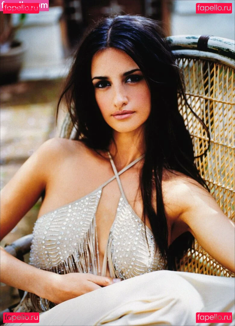 Penélope Cruz Onlyfans Photo Gallery 