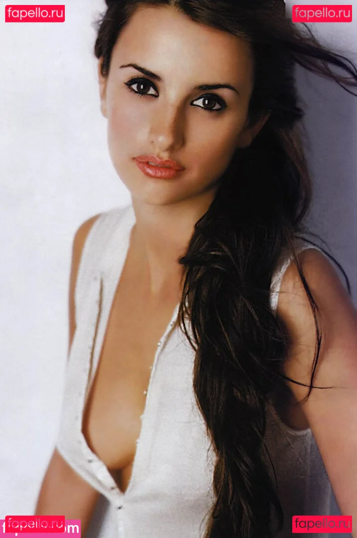 Penélope Cruz Onlyfans Photo Gallery 
