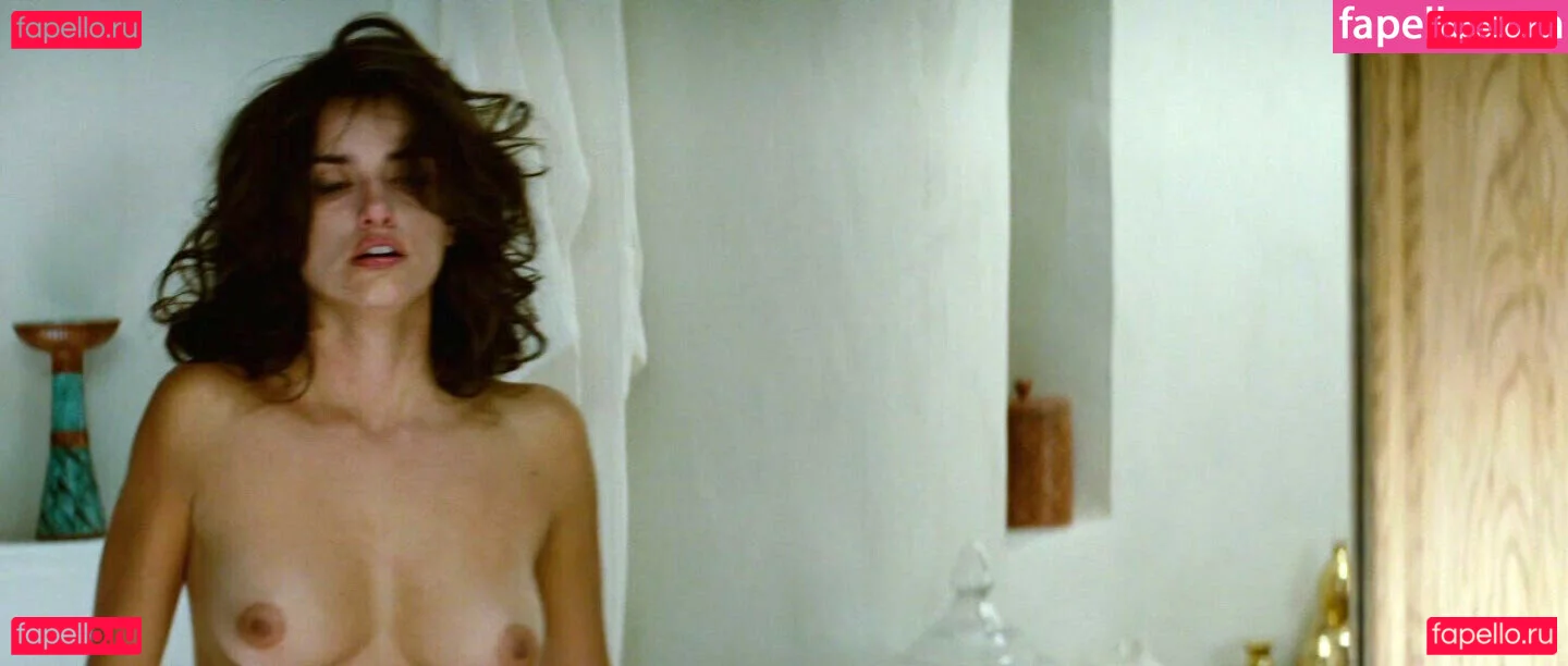 Penélope Cruz Onlyfans Photo Gallery 