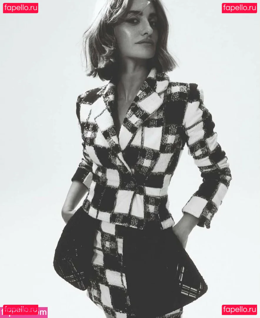 Penélope Cruz Onlyfans Photo Gallery 