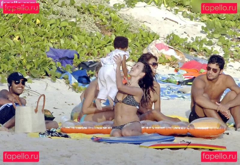 Penélope Cruz Onlyfans Photo Gallery 