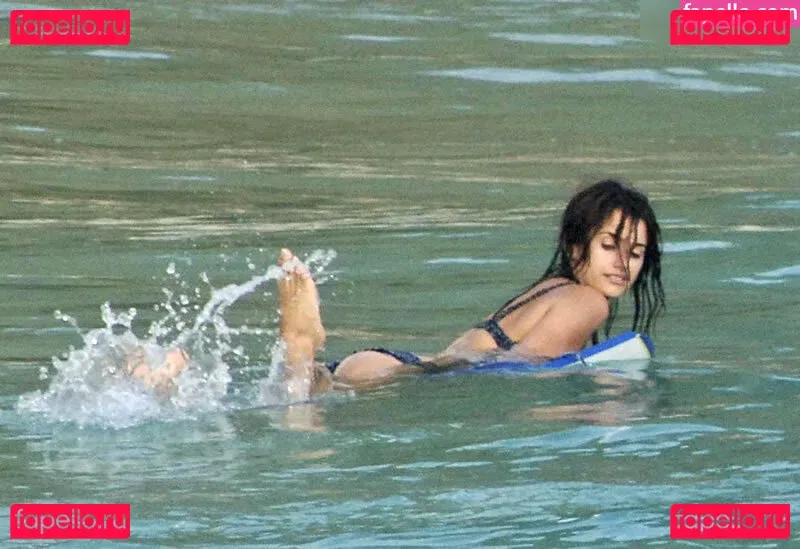 Penélope Cruz Onlyfans Photo Gallery 