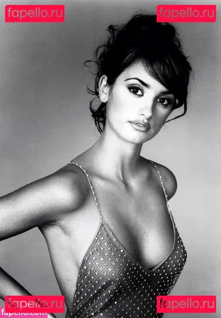 Penélope Cruz Onlyfans Photo Gallery 