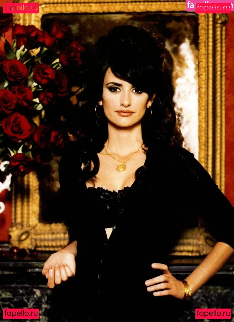 Penélope Cruz Onlyfans Photo Gallery 