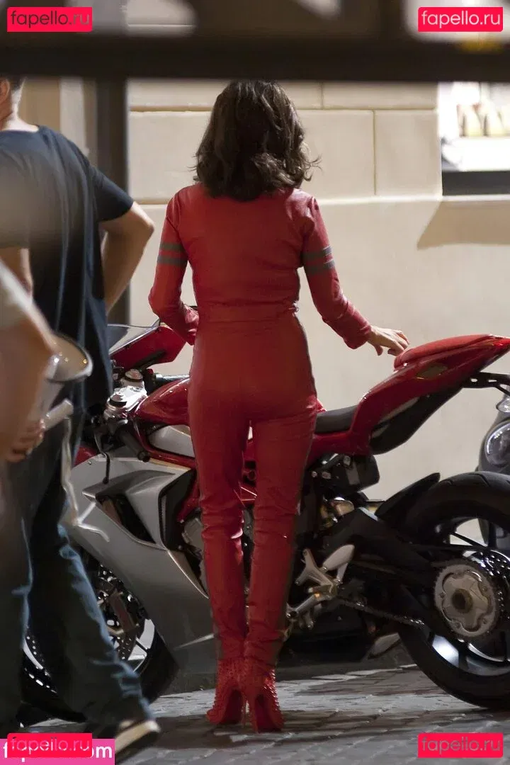 Penélope Cruz Onlyfans Photo Gallery 