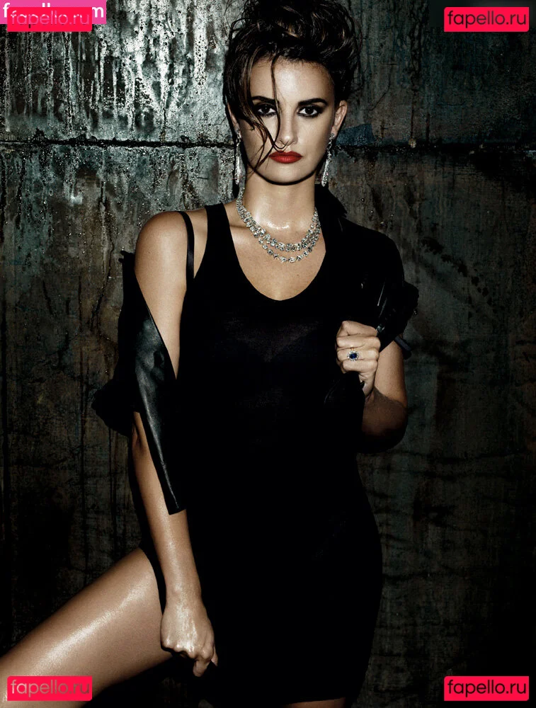 Penélope Cruz Onlyfans Photo Gallery 
