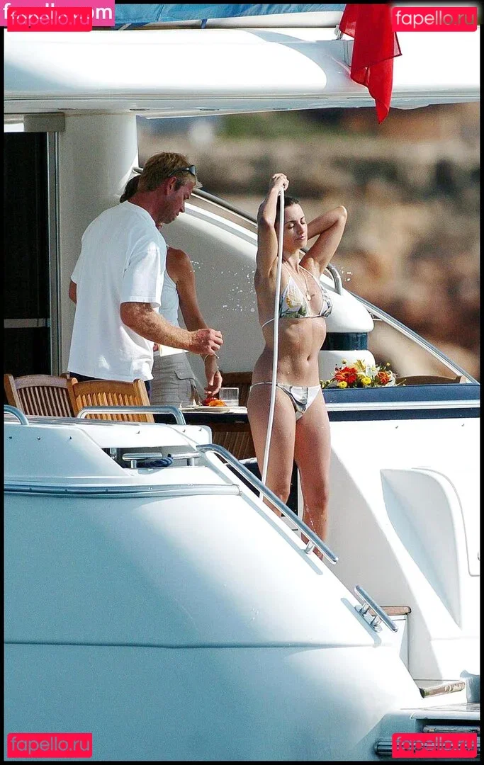 Penélope Cruz Onlyfans Photo Gallery 