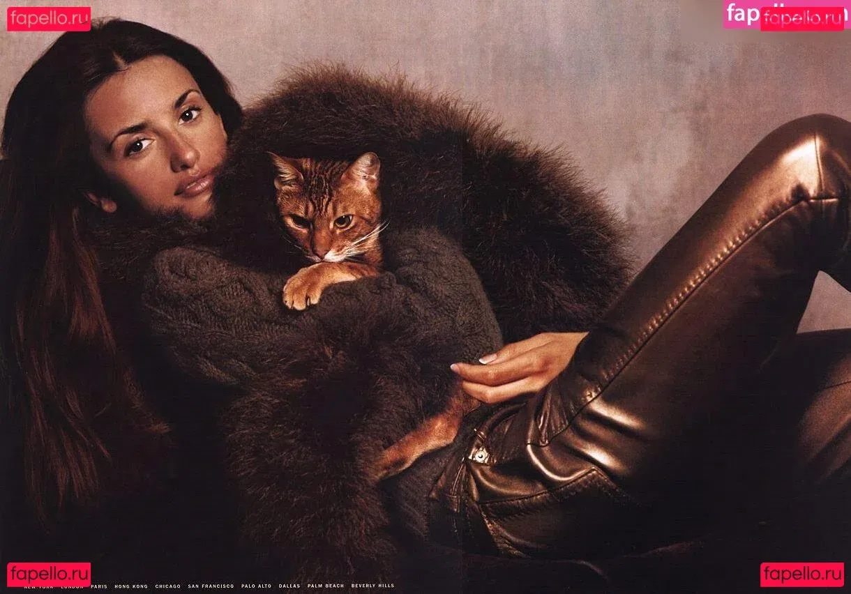 Penélope Cruz Onlyfans Photo Gallery 