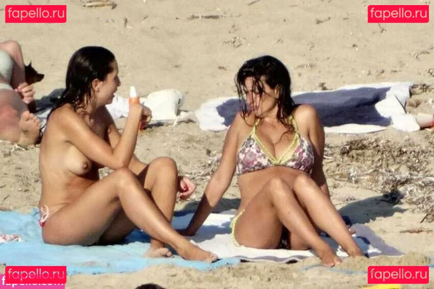 Penélope Cruz Onlyfans Photo Gallery 