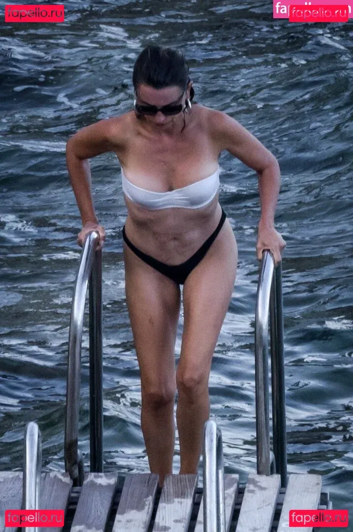 Penélope Cruz Onlyfans Photo Gallery 