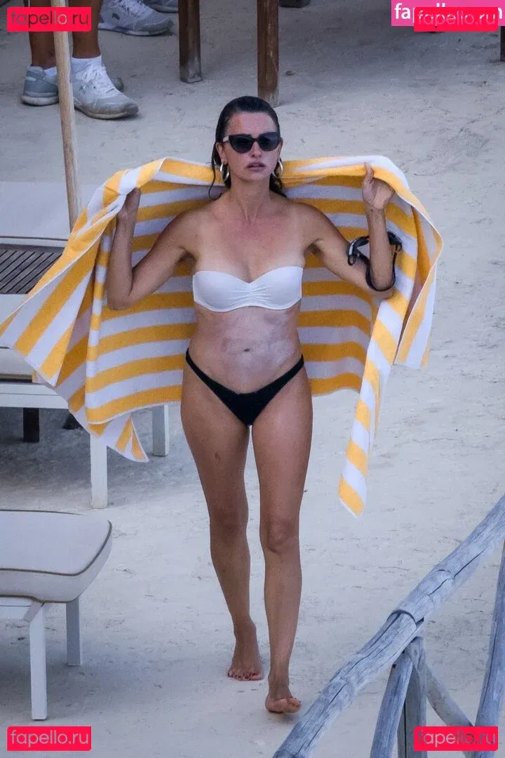 Penélope Cruz Onlyfans Photo Gallery 