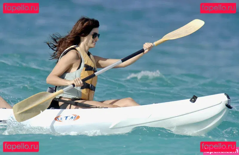 Penélope Cruz Onlyfans Photo Gallery 