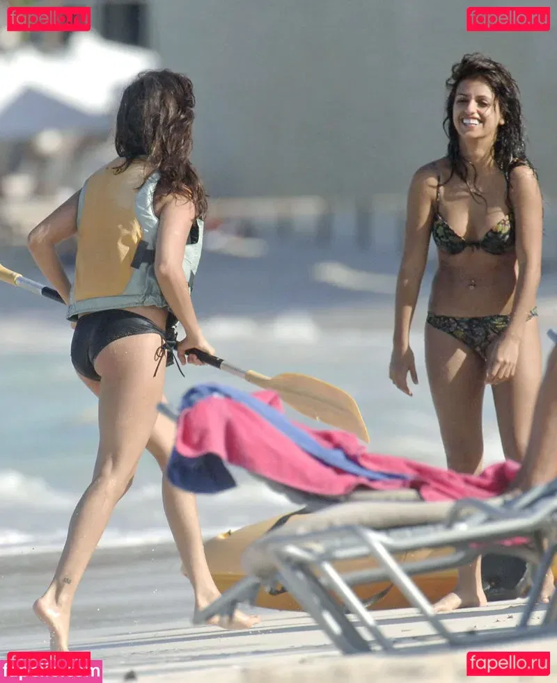 Penélope Cruz Onlyfans Photo Gallery 