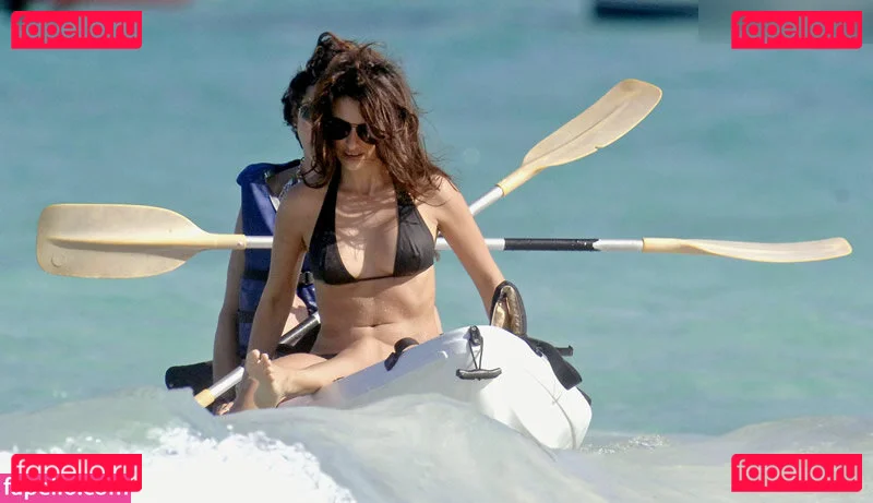 Penélope Cruz Onlyfans Photo Gallery 