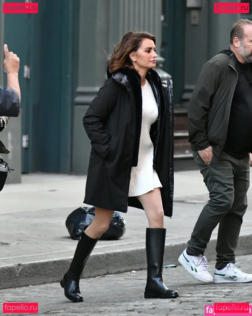 Penélope Cruz Onlyfans Photo Gallery 