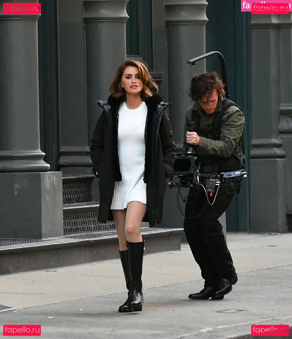 Penélope Cruz Onlyfans Photo Gallery 