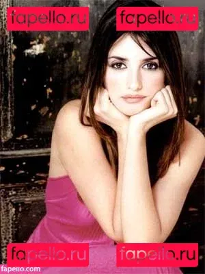 Penélope Cruz Onlyfans Photo Gallery 