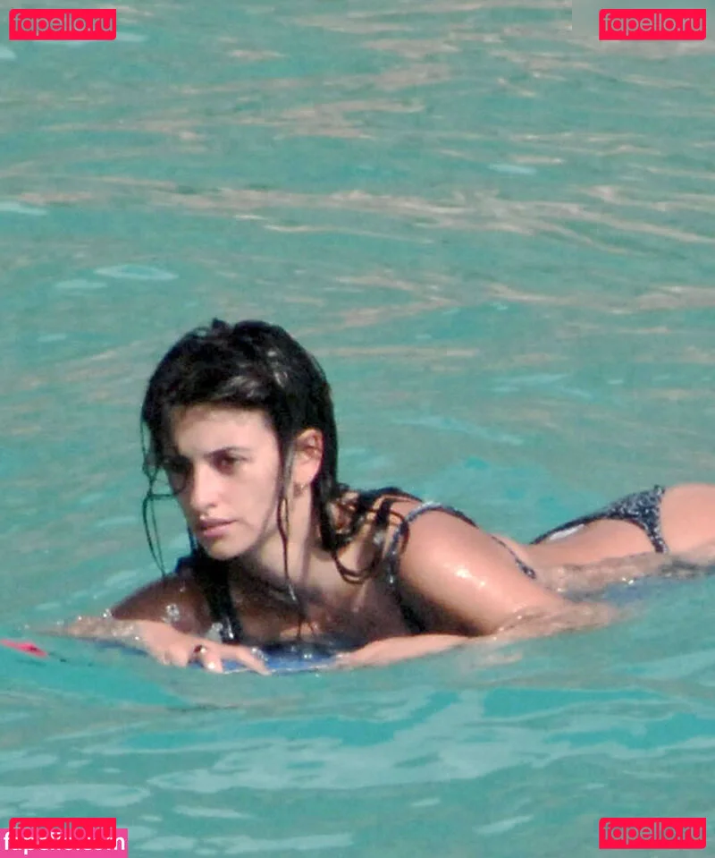 Penélope Cruz Onlyfans Photo Gallery 