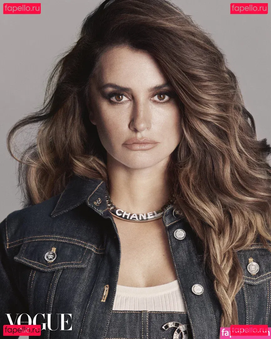 Penélope Cruz Onlyfans Photo Gallery 