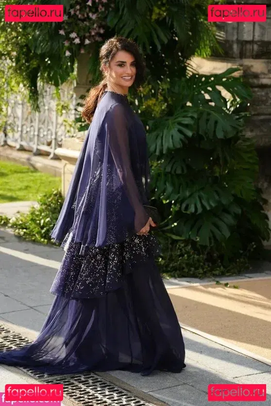 Penélope Cruz Onlyfans Photo Gallery 