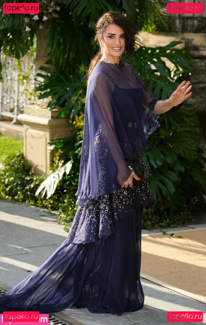 Penélope Cruz Onlyfans Photo Gallery 