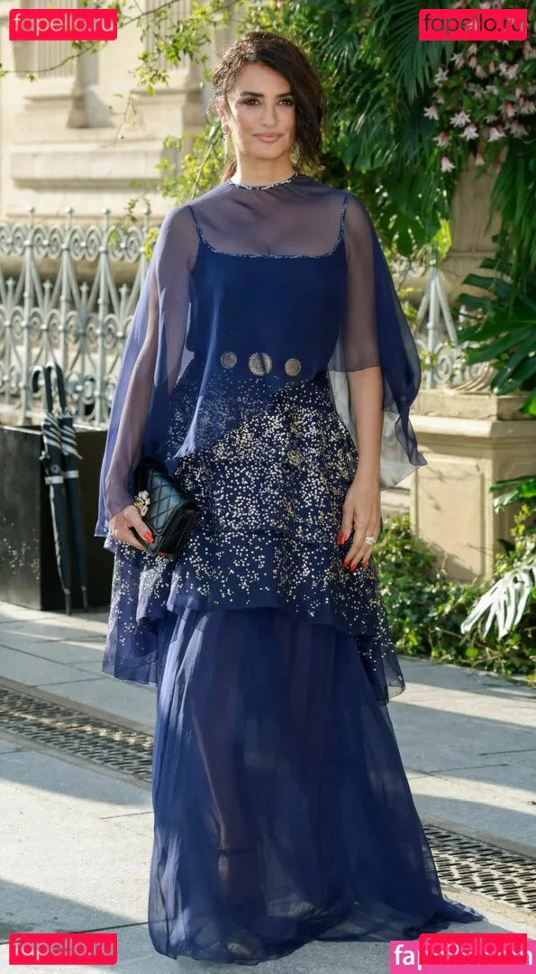 Penélope Cruz Onlyfans Photo Gallery 