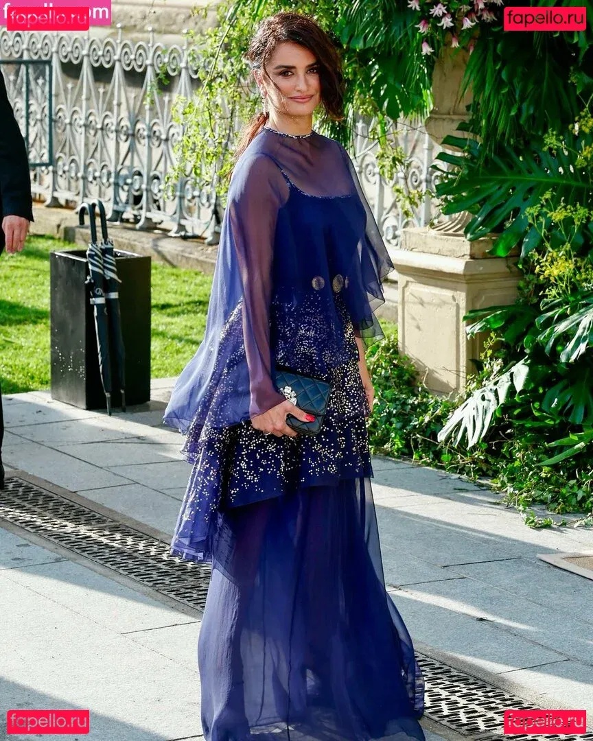 Penélope Cruz Onlyfans Photo Gallery 